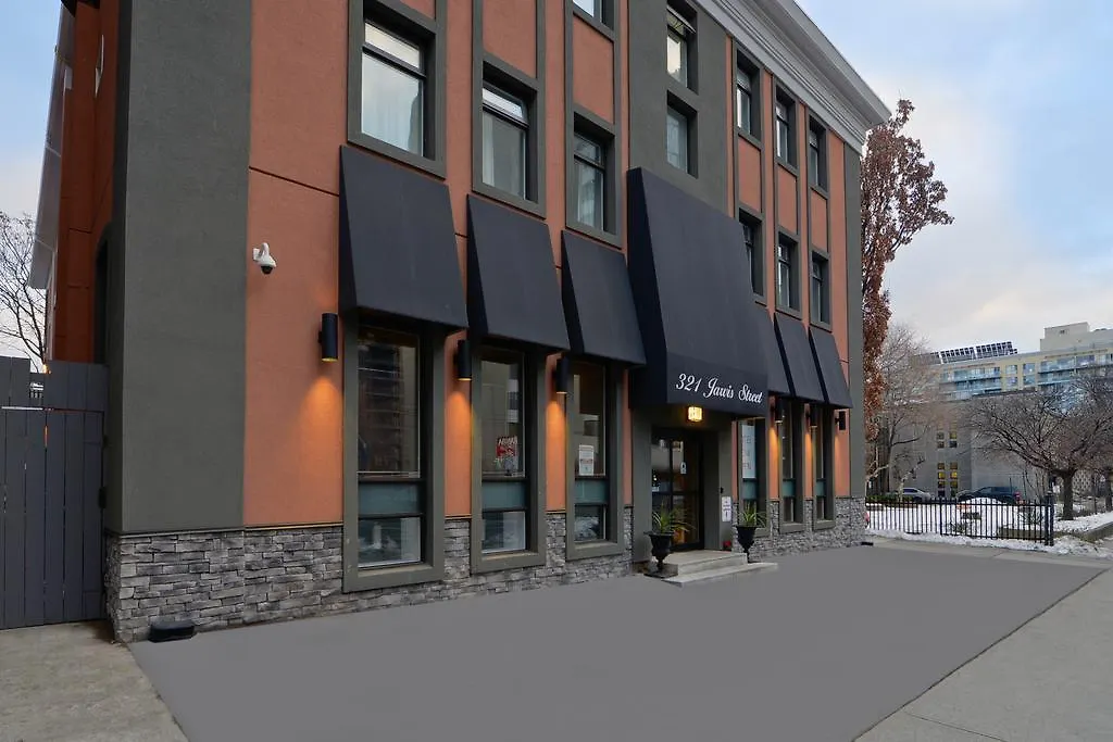 מלון Comfort Inn Toronto City Centre