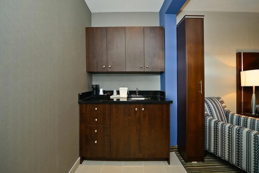 Comfort Inn Toronto City Centre