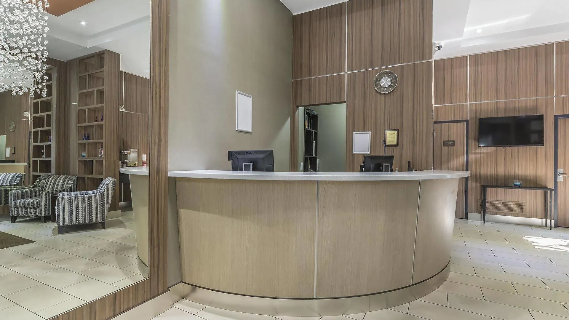 Comfort Inn Toronto City Centre מלון