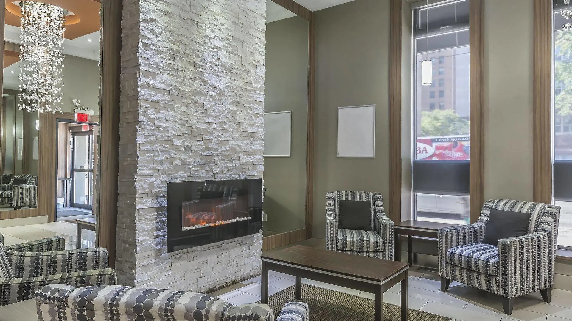 Comfort Inn Toronto City Centre קנדה