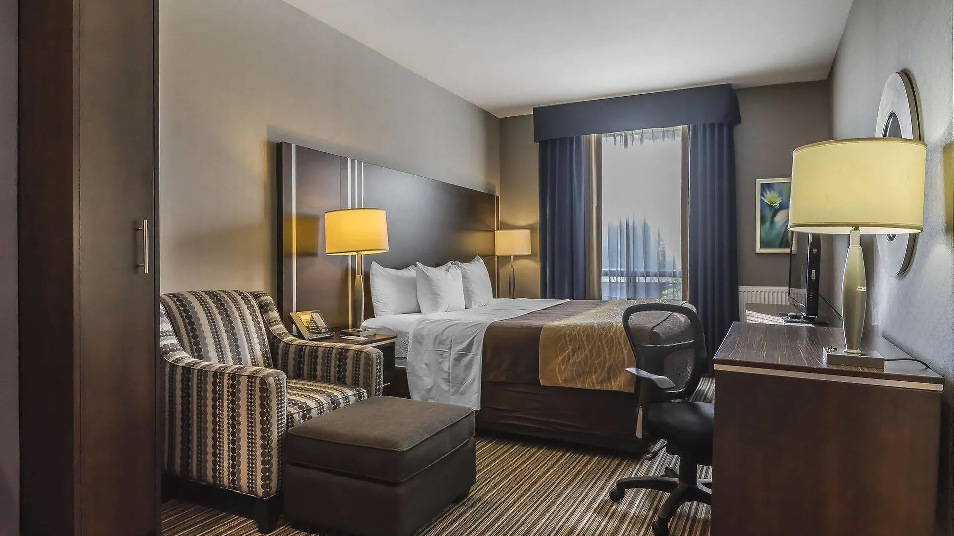 Comfort Inn Toronto City Centre