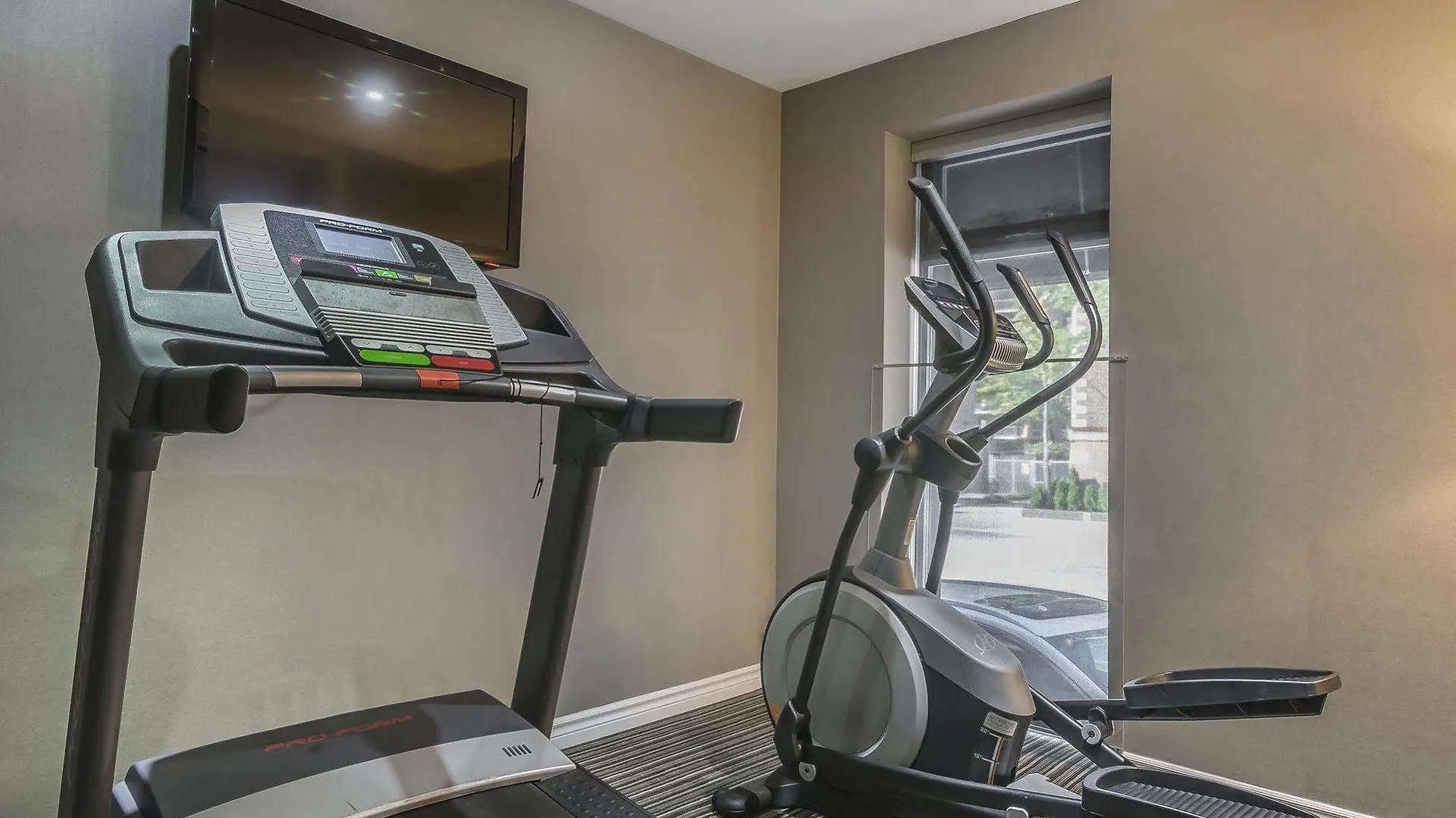 Comfort Inn Toronto City Centre 3*,  קנדה