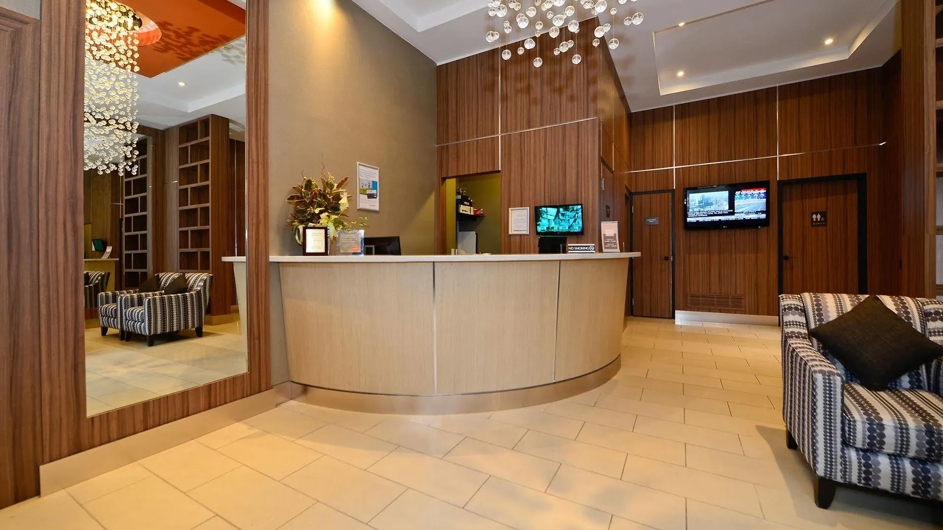 Comfort Inn Toronto City Centre 3*,  קנדה