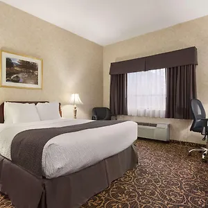 Hotel Days By Wyndham East Lakeview, Toronto
